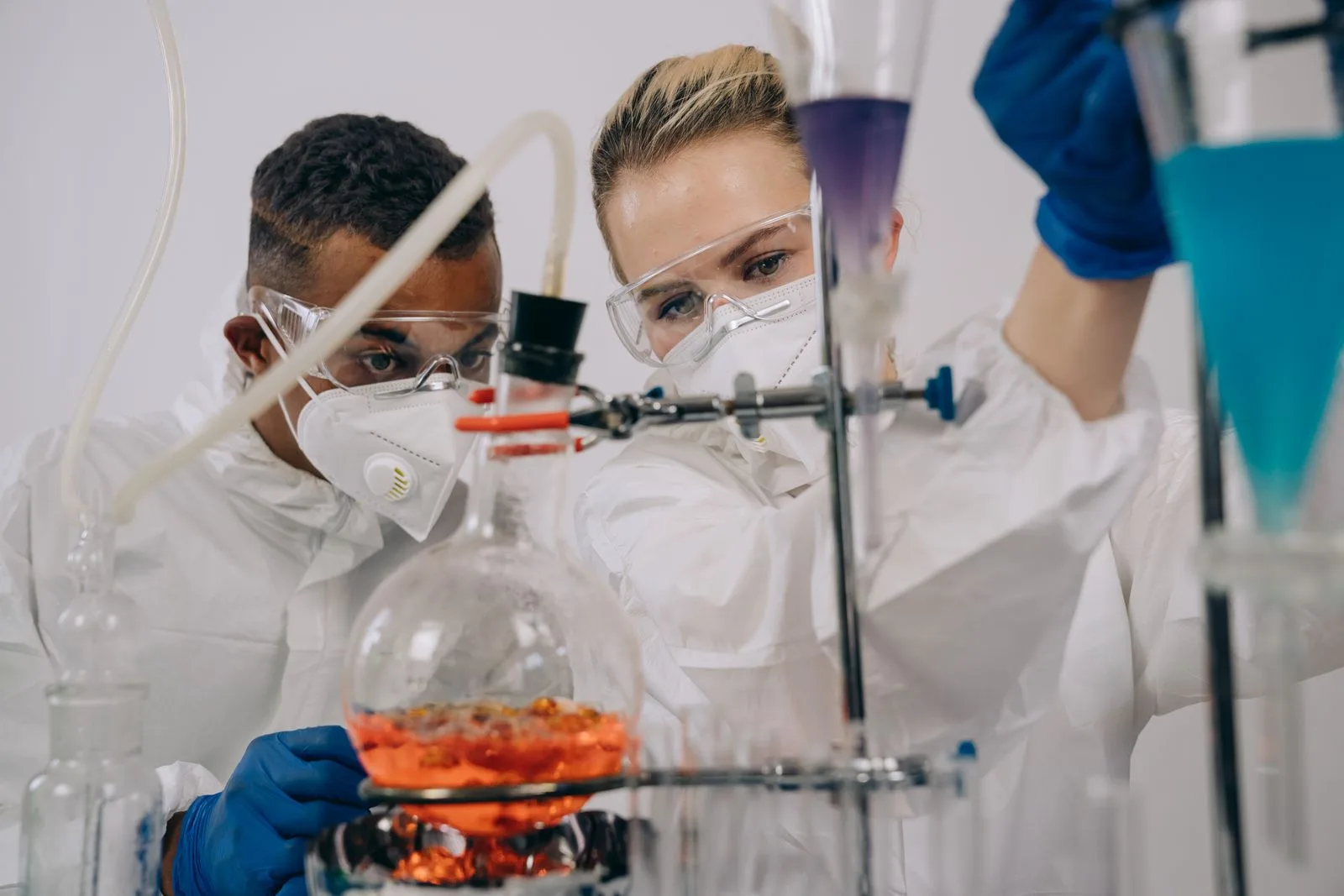 Students conducting a hands-on science experiment in the lab